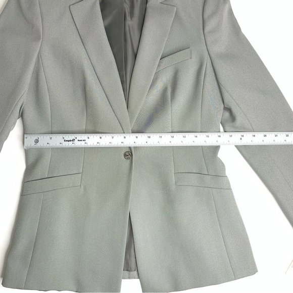 NWT Calvin Klein, gray suit blazer, size 6 - Picture 12 of 15